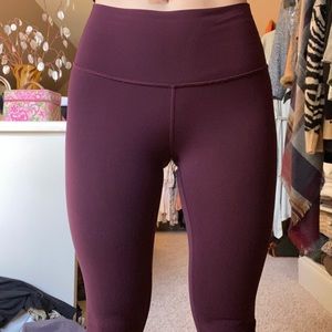 Maroon / purple LULULEMON leggings